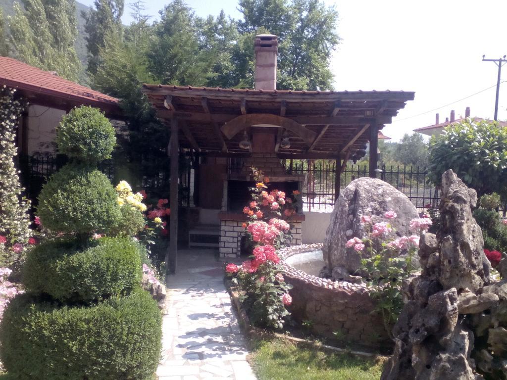 Germanos Studios Káto Loutrákion Exterior foto